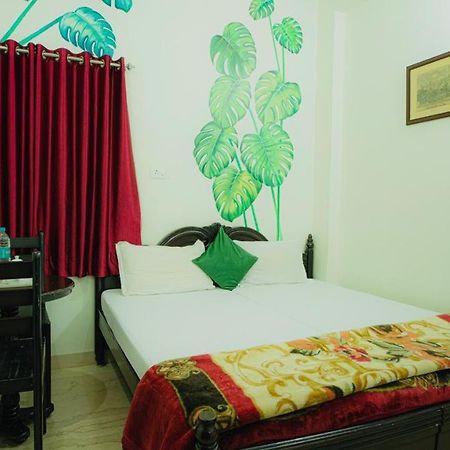 Hotel Lake Paradise Udaipur Bagian luar foto