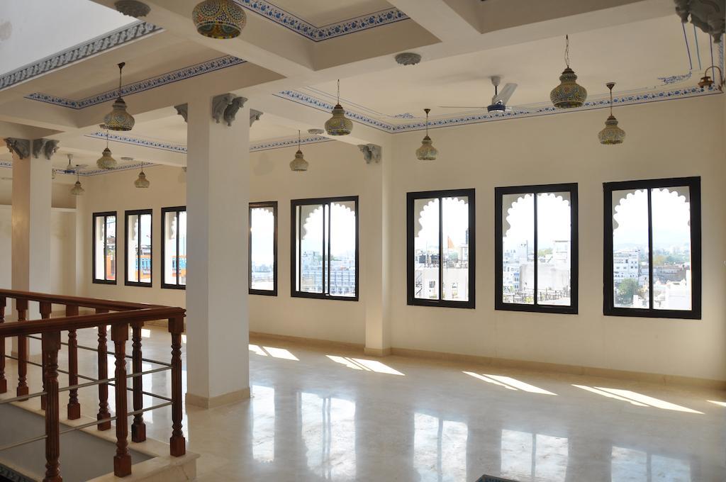 Hotel Lake Paradise Udaipur Ruang foto