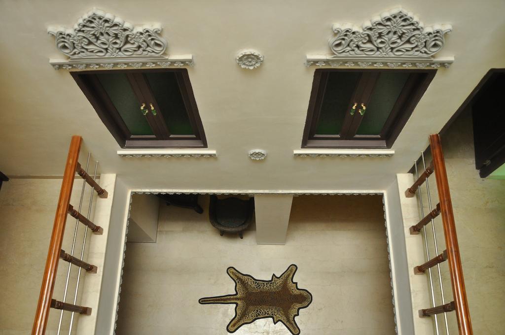 Hotel Lake Paradise Udaipur Bagian luar foto